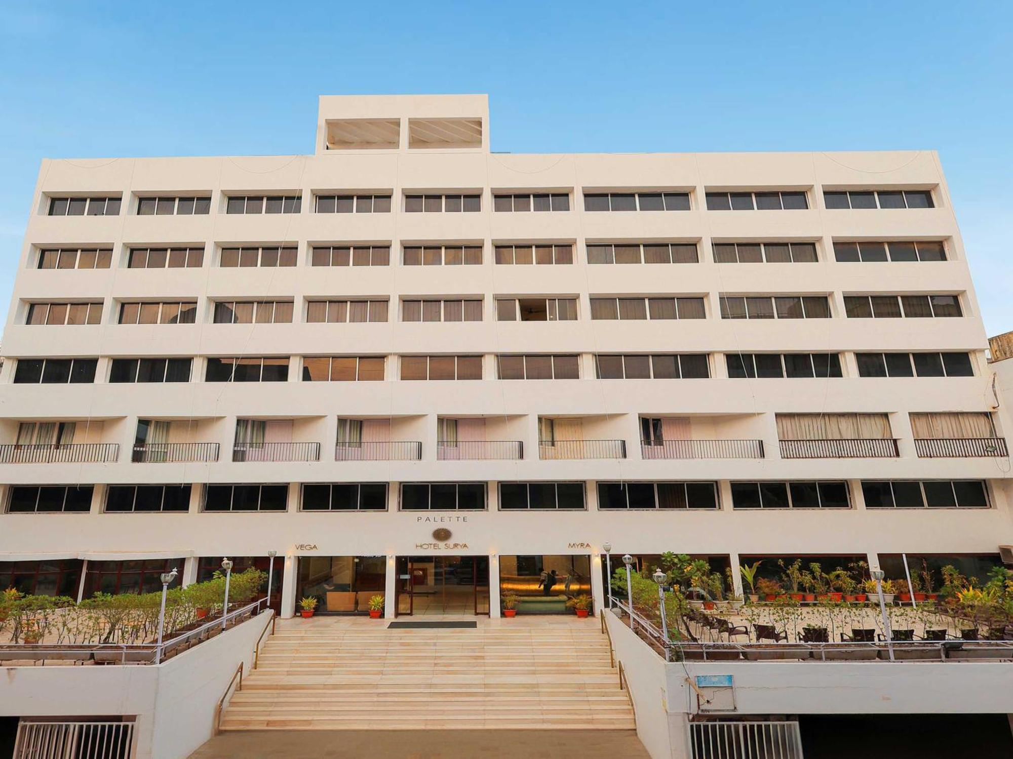 Palette Hotel Surya Vadodara Luaran gambar